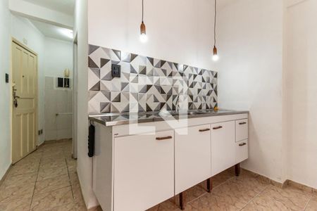 Cozinha de kitnet/studio para alugar com 1 quarto, 30m² em Santa Efigênia, São Paulo