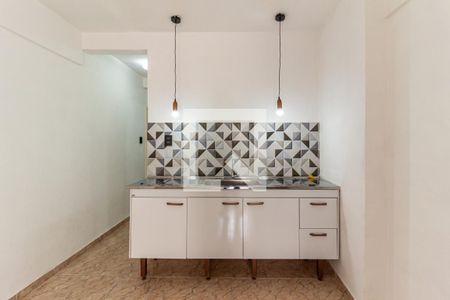 Cozinha de kitnet/studio para alugar com 1 quarto, 30m² em Santa Efigênia, São Paulo