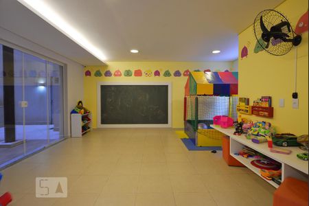 Apartamento para alugar com 64m², 2 quartos e 1 vagaÁrea comum