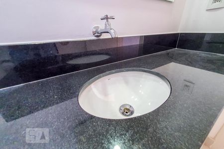 Banheiro de apartamento para alugar com 1 quarto, 44m² em Alto da Lapa, São Paulo