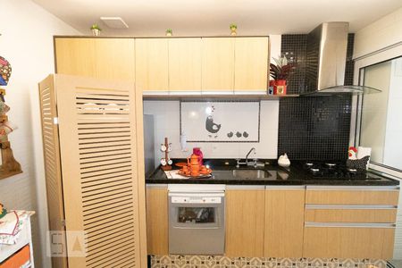 Apartamento à venda com 65m², 2 quartos e 1 vagaCozinha
