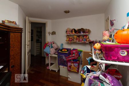 Apartamento à venda com 197m², 4 quartos e 3 vagasQuarto reversível