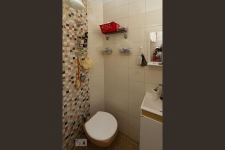 Apartamento à venda com 197m², 4 quartos e 3 vagasBanheiro de Serviço