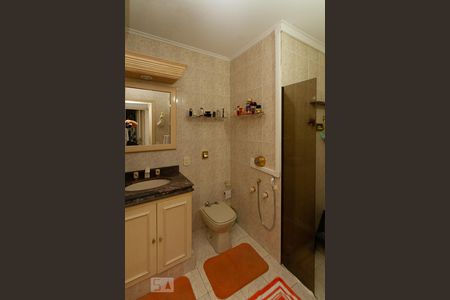 Apartamento à venda com 197m², 4 quartos e 3 vagasBanheiro de Suíte