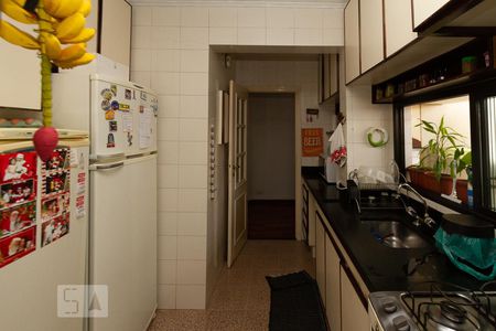 Apartamento à venda com 197m², 4 quartos e 3 vagasCozinha