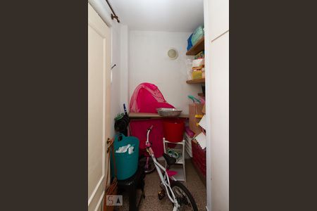 Apartamento à venda com 197m², 4 quartos e 3 vagasQuarto de Serviço