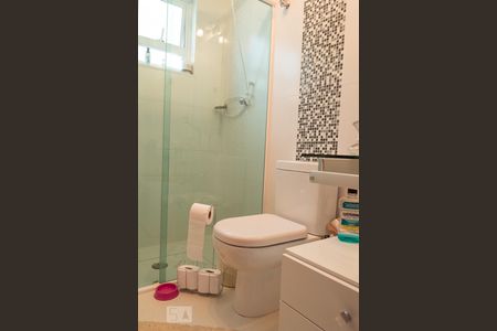 Casa à venda com 250m², 3 quartos e 2 vagasBanheiro