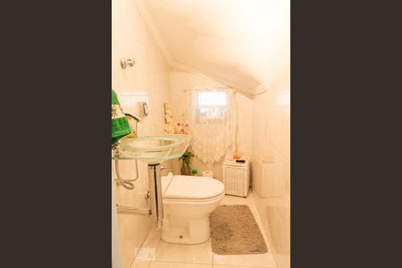 Casa à venda com 250m², 3 quartos e 2 vagasLavabo