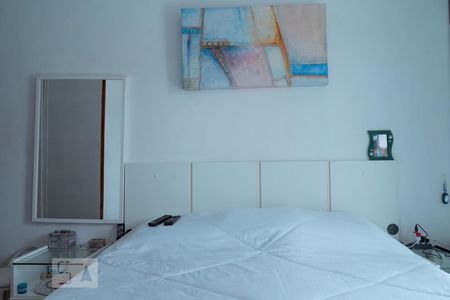 Casa à venda com 250m², 3 quartos e 2 vagasSuíte