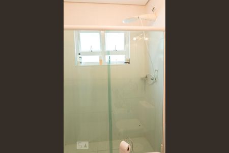 Casa à venda com 250m², 3 quartos e 2 vagasBanheiro