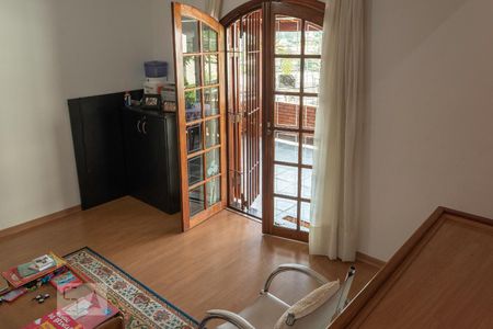 Casa à venda com 240m², 3 quartos e 3 vagasQuarto 2