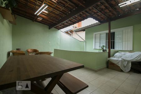 Casa à venda com 174m², 3 quartos e 3 vagas Casa à venda com 174m², 3 quartos e 3 vagasEspaço Gourmet