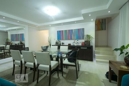 Sala de casa à venda com 3 quartos, 174m² em Imirim, São Paulo