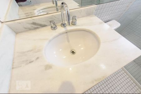 Apartamento à venda com 92m², 2 quartos e 2 vagasBanheiro - Suite 2