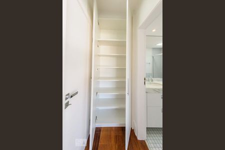 Apartamento à venda com 92m², 2 quartos e 2 vagasQuarto - Suite 2