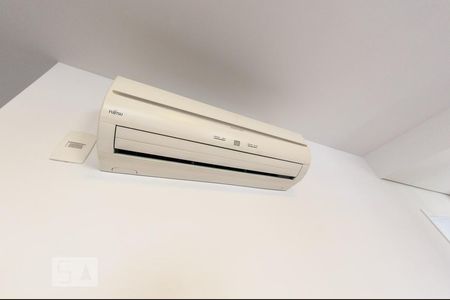 Sala de apartamento à venda com 2 quartos, 92m² em Cambuí, Campinas