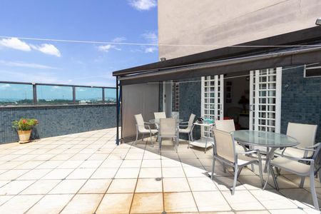 Apartamento à venda com 176m², 3 quartos e 2 vagasCobertura