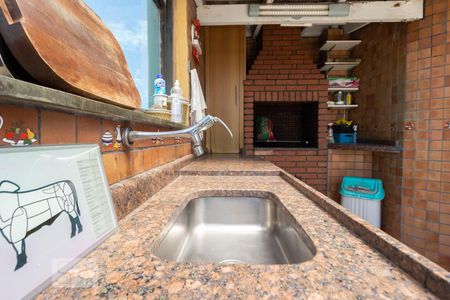 Apartamento à venda com 176m², 3 quartos e 2 vagasChurrasqueira