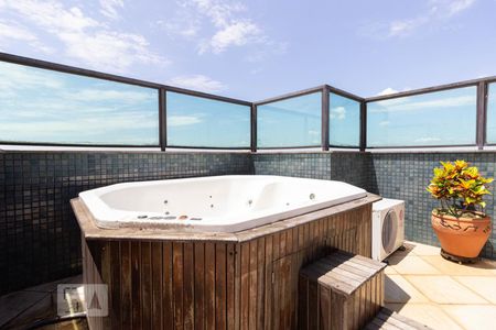 Apartamento à venda com 176m², 3 quartos e 2 vagasPiscina