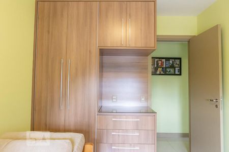 Apartamento à venda com 160m², 3 quartos e 2 vagas Apartamento à venda com 160m², 3 quartos e 2 vagasQuarto 1