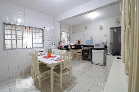 Casa à venda com 120m², 3 quartos e 5 vagasCozinha