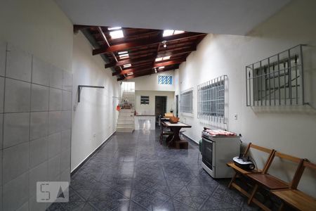 Casa à venda com 120m², 3 quartos e 5 vagasQuintal