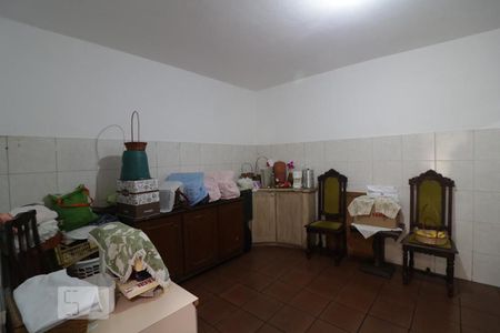 Casa à venda com 120m², 3 quartos e 5 vagasQuarto de Serviço