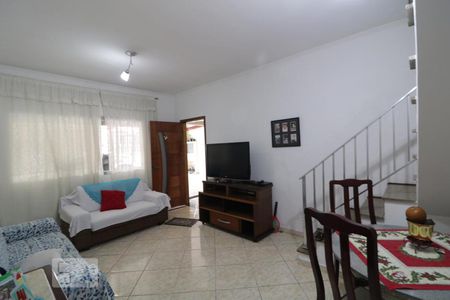 Detalhe Sala de casa à venda com 3 quartos, 120m² em Vila Ivone, São Paulo