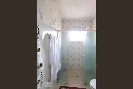 Casa à venda com 120m², 3 quartos e 5 vagasBanheiro da Suíte