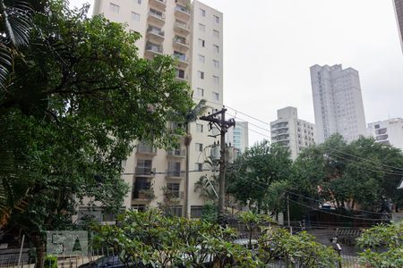 Apartamento à venda com 267m², 4 quartos e 3 vagas Apartamento à venda com 267m², 4 quartos e 3 vagasVista Quarto 3