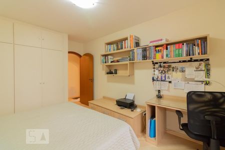 Apartamento à venda com 267m², 4 quartos e 3 vagas Apartamento à venda com 267m², 4 quartos e 3 vagasQuarto 4