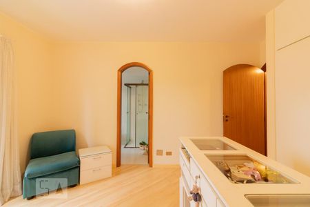 Apartamento à venda com 267m², 4 quartos e 3 vagas Apartamento à venda com 267m², 4 quartos e 3 vagasSuíte 1