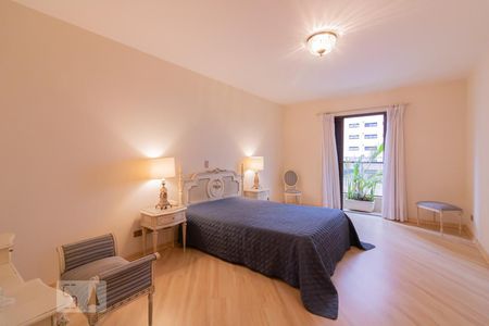 Apartamento à venda com 267m², 4 quartos e 3 vagas Apartamento à venda com 267m², 4 quartos e 3 vagasSuíte 2