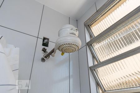 Apartamento para alugar com 75m², 3 quartos e 1 vagaBanheiro - Chuveiro elétrico