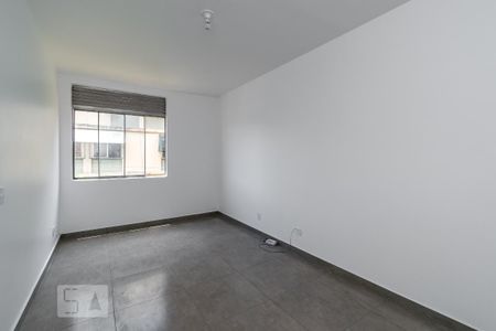 Sala de apartamento para alugar com 3 quartos, 75m² em Irajá, Rio de Janeiro