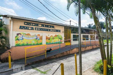 Apartamento para alugar com 75m², 3 quartos e 1 vagaÁrea comum - Creche