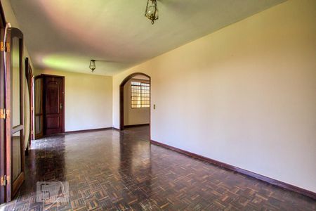 Sala de Estar de casa para alugar com 3 quartos, 120m² em Bacacheri, Curitiba