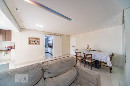 Sala de apartamento à venda com 2 quartos, 85m² em Jardim Sílvia, Santo André