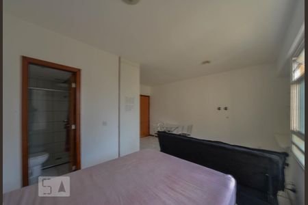 Quarto de apartamento para alugar com 1 quarto, 27m² em Asa Norte, Brasília