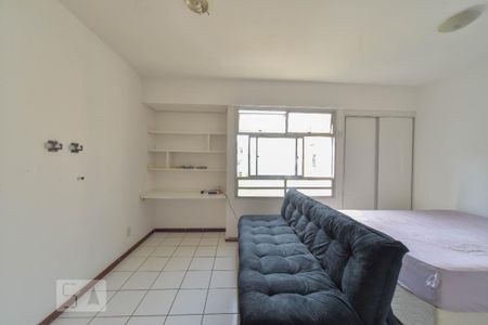 Sala de apartamento para alugar com 1 quarto, 27m² em Asa Norte, Brasília