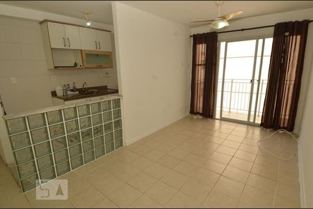 Sala de apartamento para alugar com 1 quarto, 50m² em Centro, Rio de Janeiro