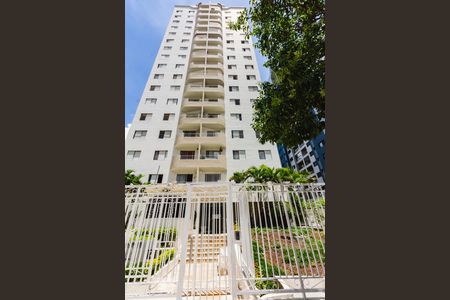 Apartamento para alugar com 70m², 3 quartos e 2 vagasFachada