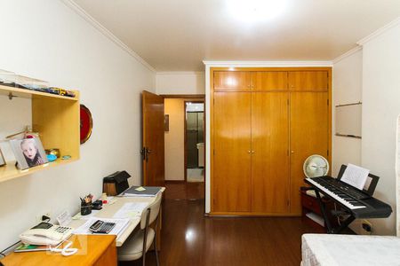 Apartamento à venda com 118m², 3 quartos e 1 vagaQuarto 01
