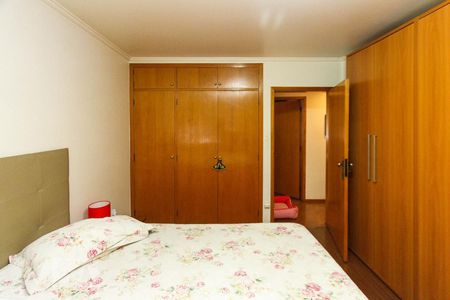 Apartamento à venda com 118m², 3 quartos e 1 vagaQuarto 02