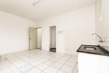 Sala/Cozinha de apartamento para alugar com 2 quartos, 48m² em Vila Fátima, São Paulo