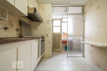 Apartamento para alugar com 75m², 2 quartos e 1 vaga Apartamento para alugar com 75m², 2 quartos e 1 vagaCozinha