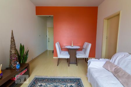 Sala de apartamento para alugar com 2 quartos, 90m² em Tijuca, Rio de Janeiro