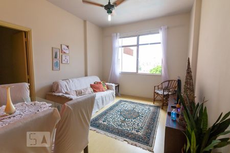 Sala de apartamento para alugar com 2 quartos, 90m² em Tijuca, Rio de Janeiro