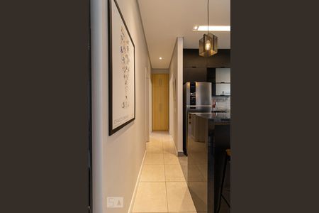 Corredor de apartamento para alugar com 2 quartos, 70m² em Santa Cecília, São Paulo