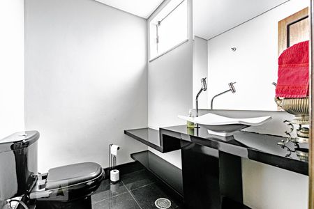 Lavabo de casa para alugar com 4 quartos, 1000m² em Vista Alegre, Curitiba